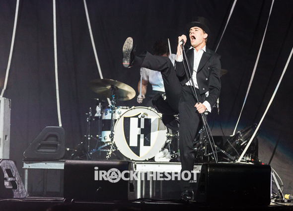 the-hives-at-madison-square-garden-18