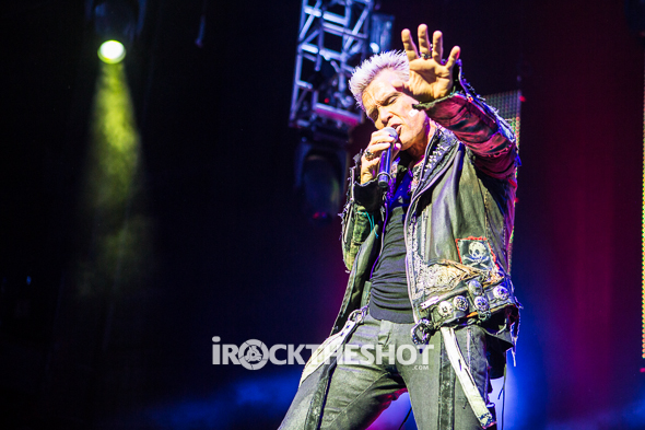 billy-idol-at-the-capitol-theatre-14
