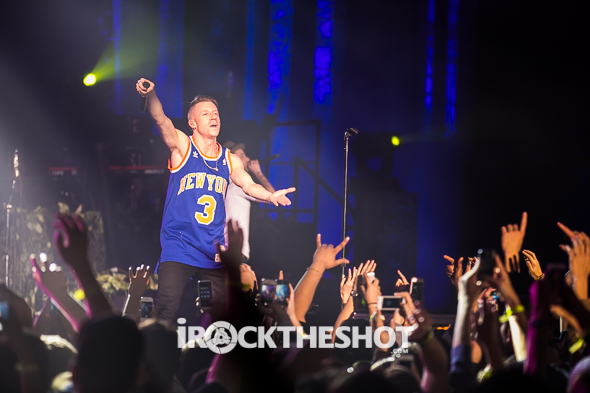 macklemore-and-ryan-lewis-at-the-theater-at-madison-square-garden-25