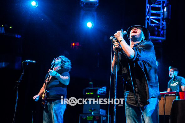 blues-traveler-at-the-capitol-theatre-25