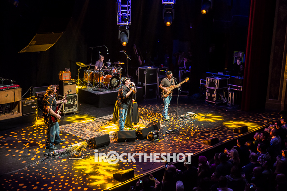 blues-traveler-at-the-capitol-theatre-38