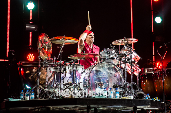 red-hot-chili-peppers-at-barclays-15