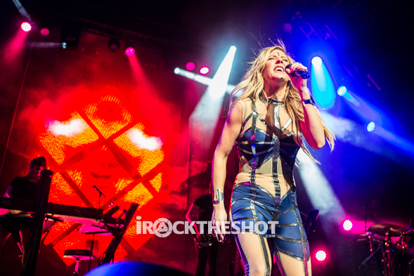 ellie-goulding-at-madison-square-garden-papeo-8