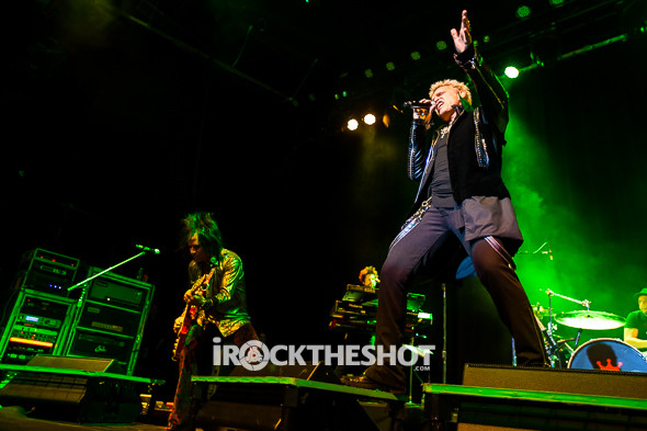 billy-idol-at-the-wellmont-theater-13