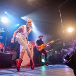 neon trees at terminal 5-19