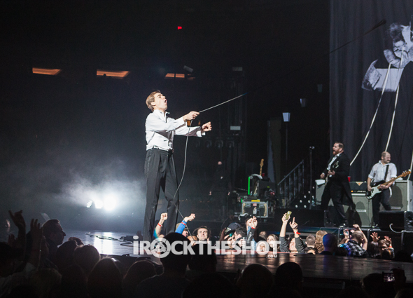 the-hives-at-madison-square-garden-46