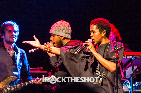 lauryn-hill-at-music-hall-12