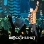 macklemore-and-ryan-lewis-at-the-theater-at-madison-square-garden-7