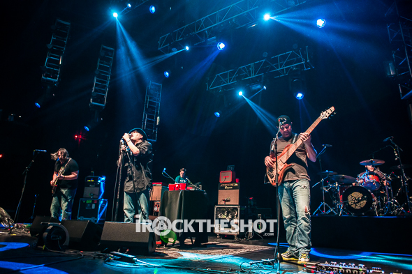 blues-traveler-at-the-capitol-theatre-26