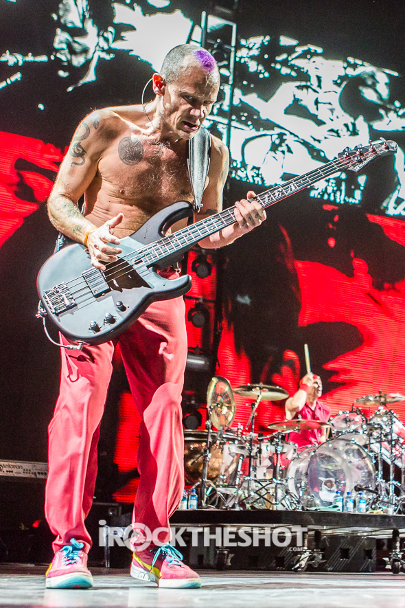 red-hot-chili-peppers-at-barclays-9
