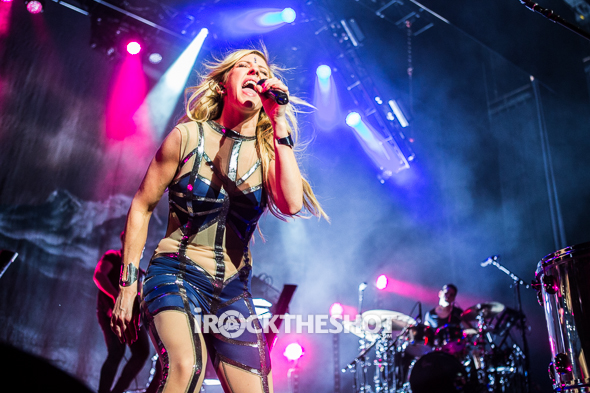 ellie-goulding-at-madison-square-garden-papeo-14