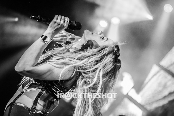 ellie-goulding-at-madison-square-garden-papeo-25