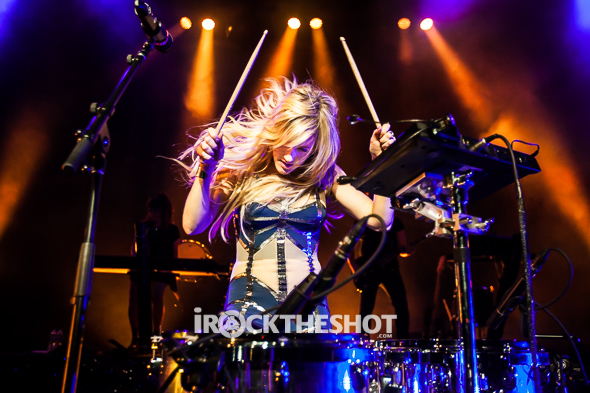 ellie-goulding-at-madison-square-garden-papeo-6