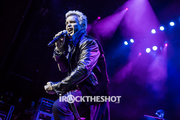 billy-idol-at-the-wellmont-theater-27