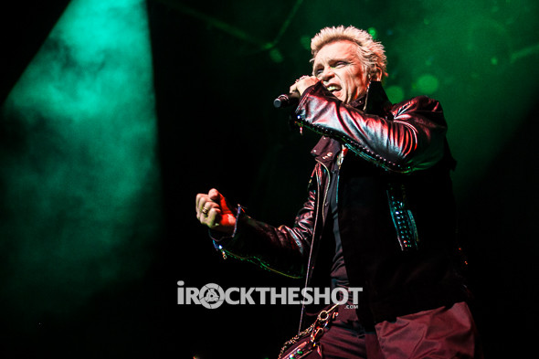 billy-idol-at-the-wellmont-theater-5
